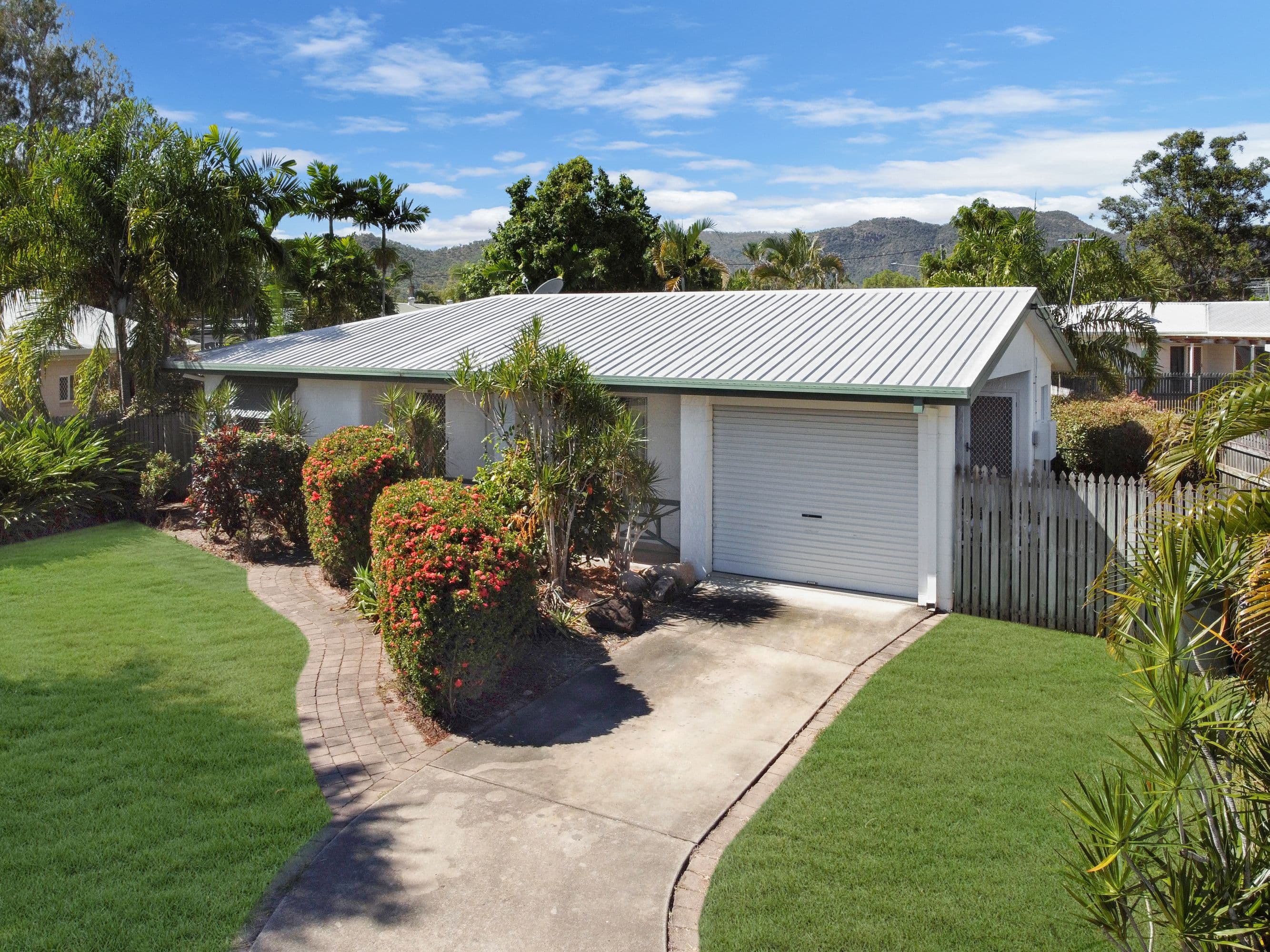 3 Jeannie Court, Rasmussen QLD 4815, Rasmussen - Image 1