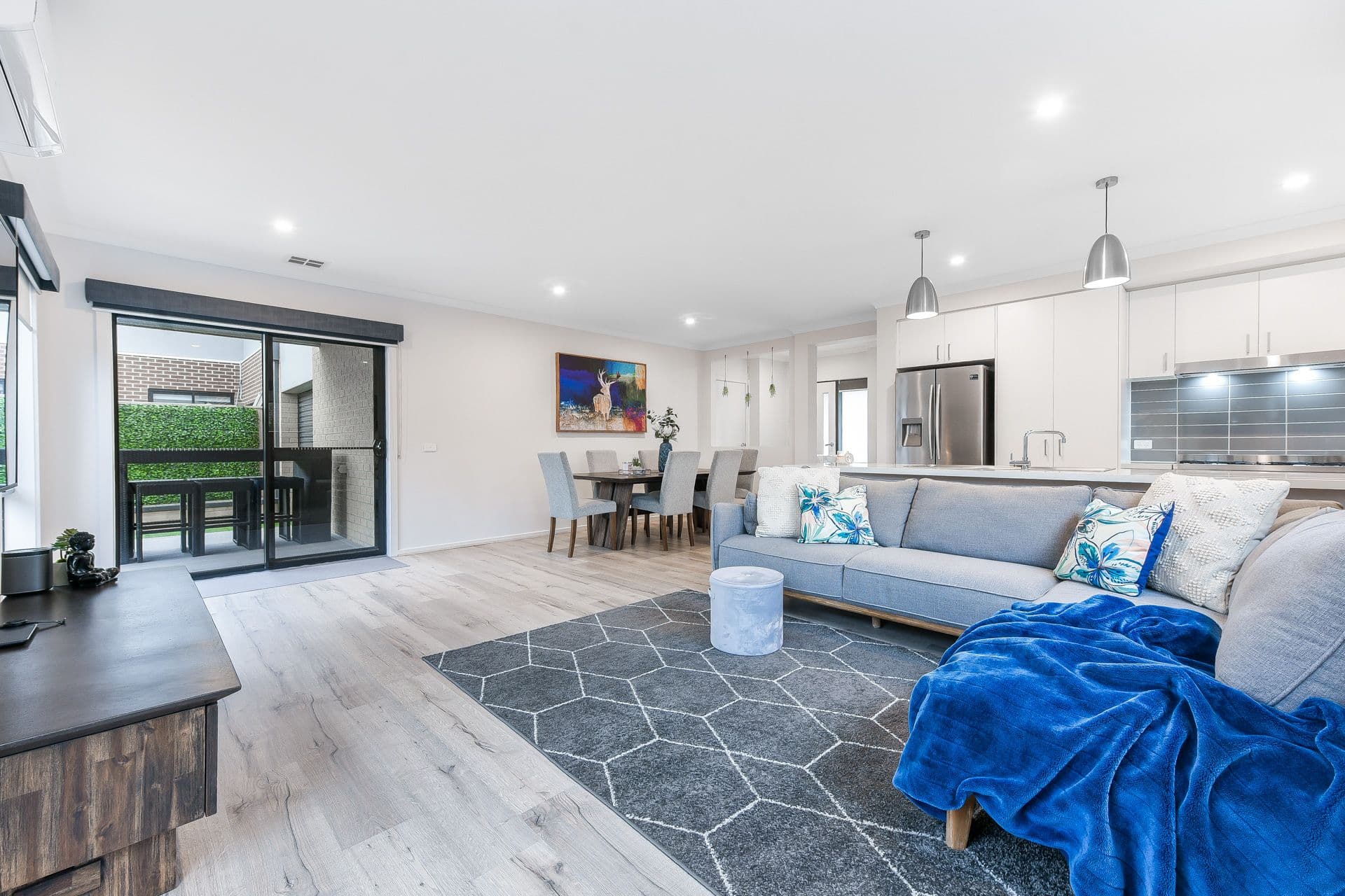 11 Stonemason Road, Clyde North VIC 3978, Clyde North - Thumbnail 7