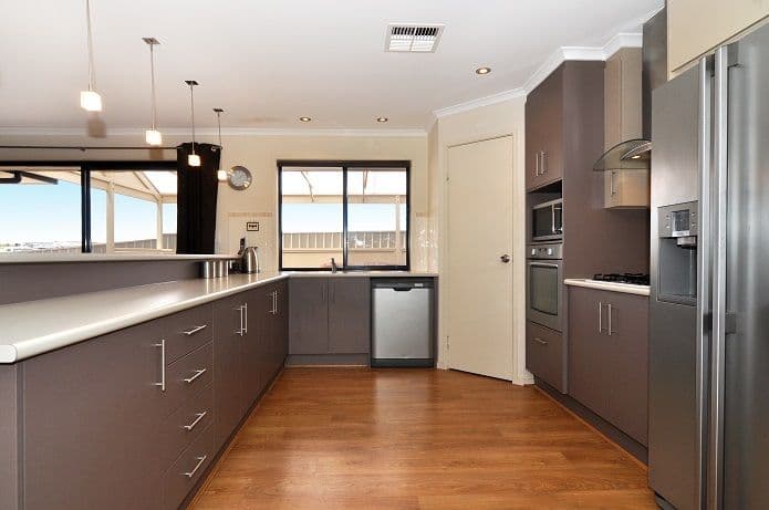 9 Edithburgh Avenue, SEAFORD RISE SA 5169, Seaford Rise - Thumbnail 7