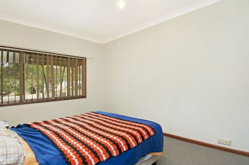 11 Wallarah Road, GOROKAN NSW 2263, Gorokan - Thumbnail 2