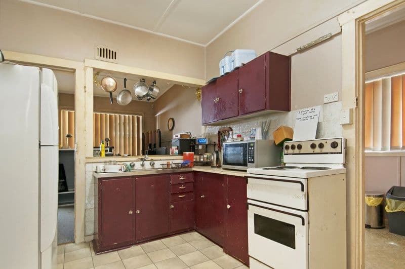 11 Wallarah Road, GOROKAN NSW 2263, Gorokan - Thumbnail 4