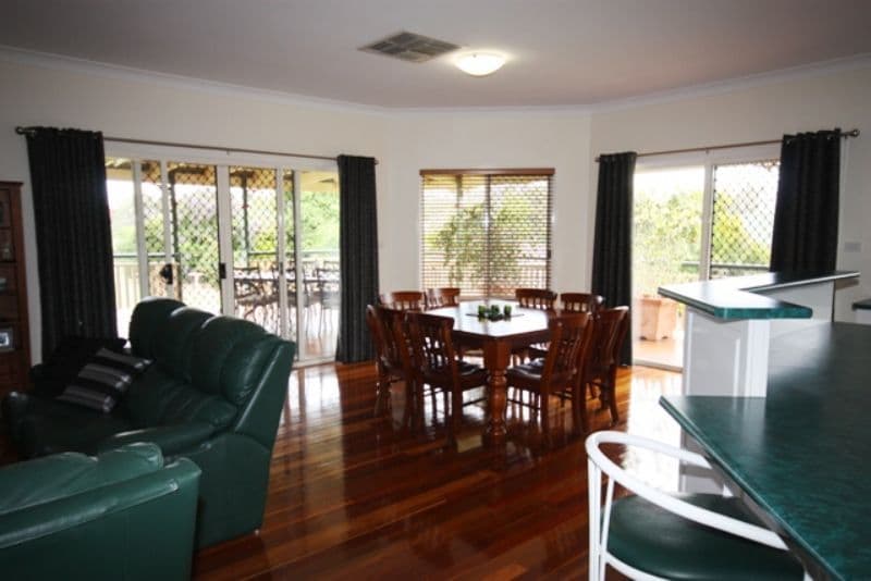18 Alexandra Avenue, BILOELA QLD 4715, Biloela - Thumbnail 7