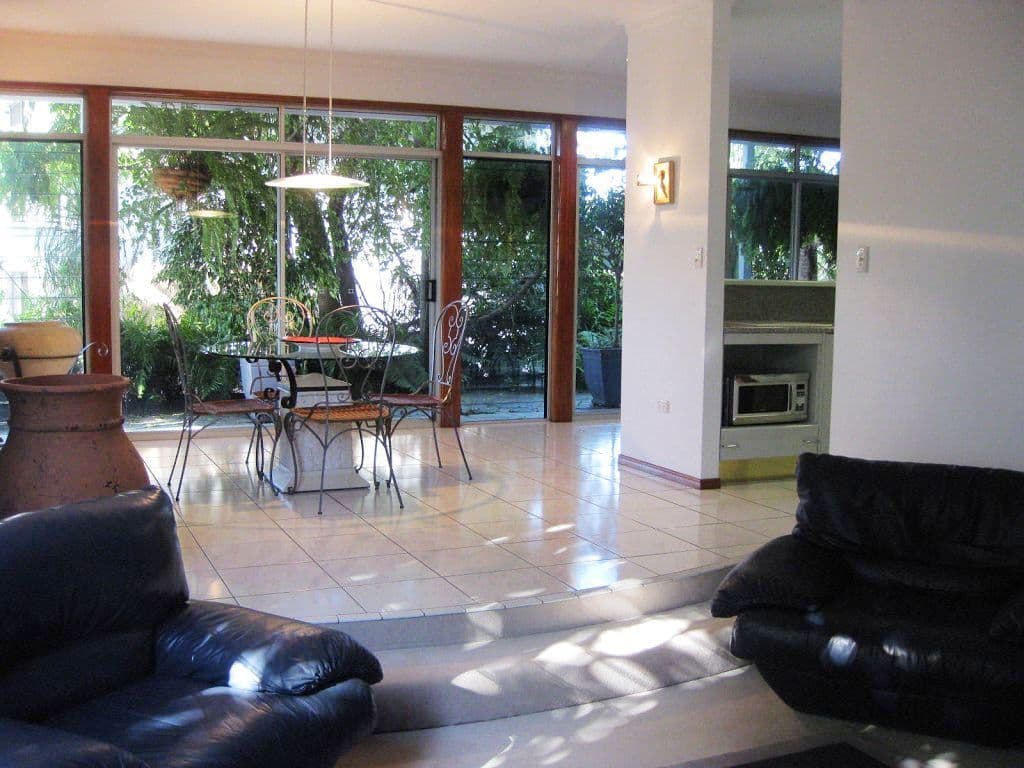 18 Broadford Crescent, Macleod, Macleod - Thumbnail 2