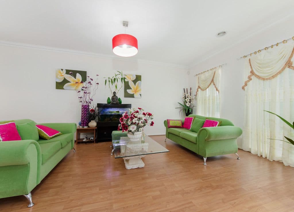 2 Clarian Street, Cairnlea VIC 3023, Cairnlea - Thumbnail 2