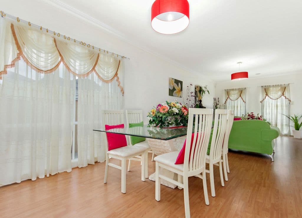 2 Clarian Street, Cairnlea VIC 3023, Cairnlea - Thumbnail 3