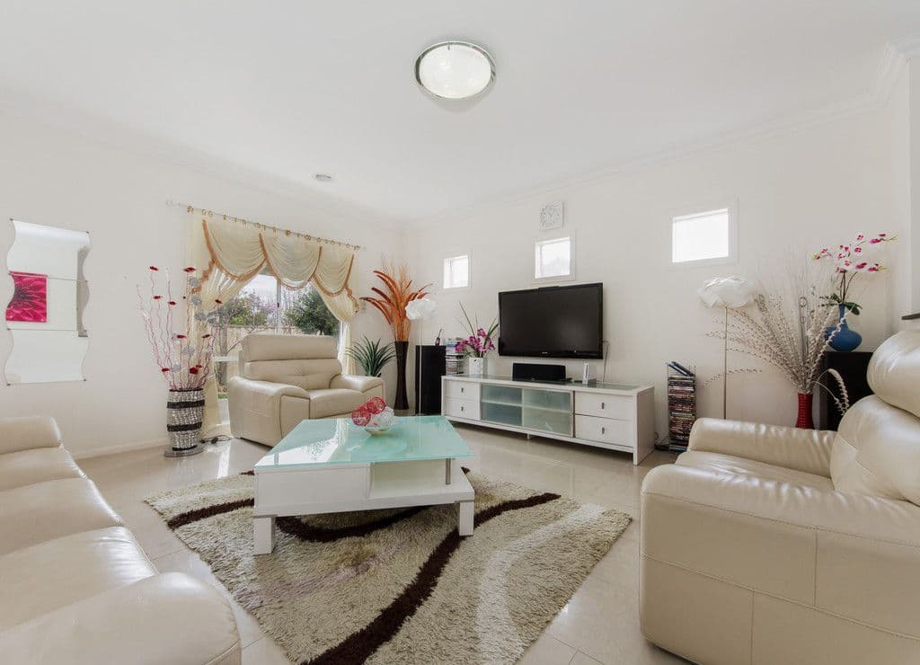 2 Clarian Street, Cairnlea VIC 3023, Cairnlea - Thumbnail 7