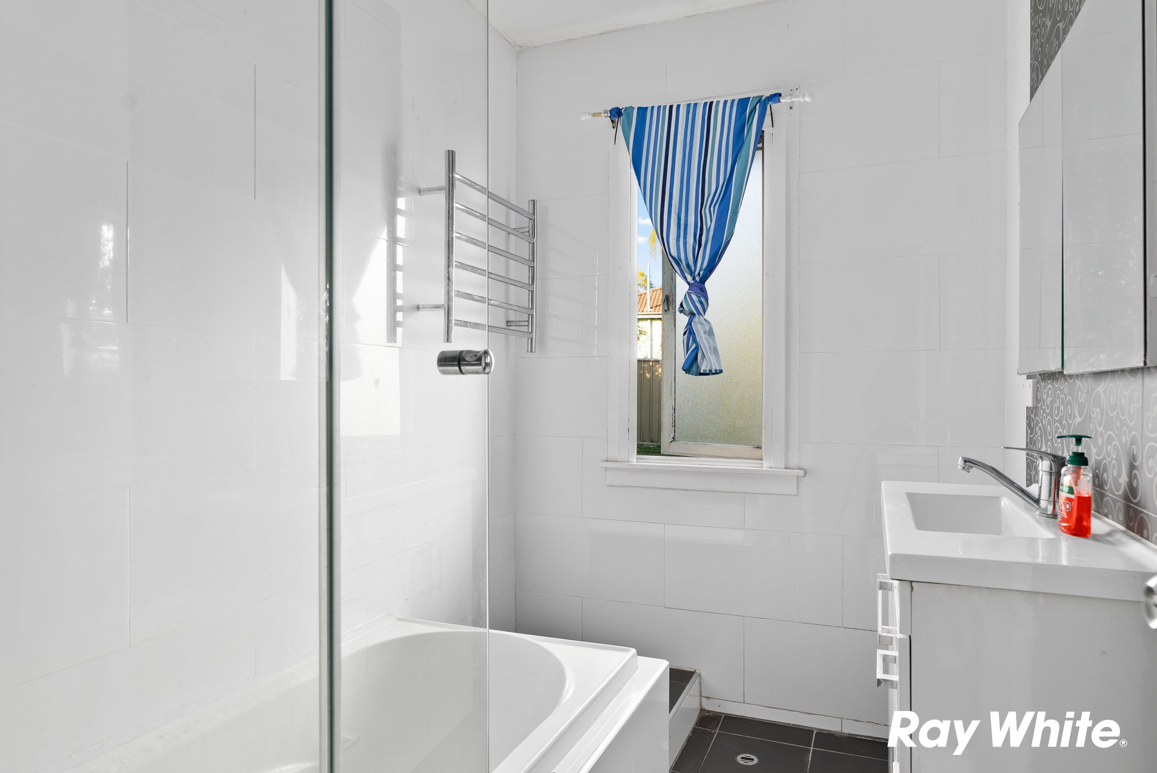 3 Finisterre Avenue, Whalan NSW 2770, Whalan - Thumbnail 3