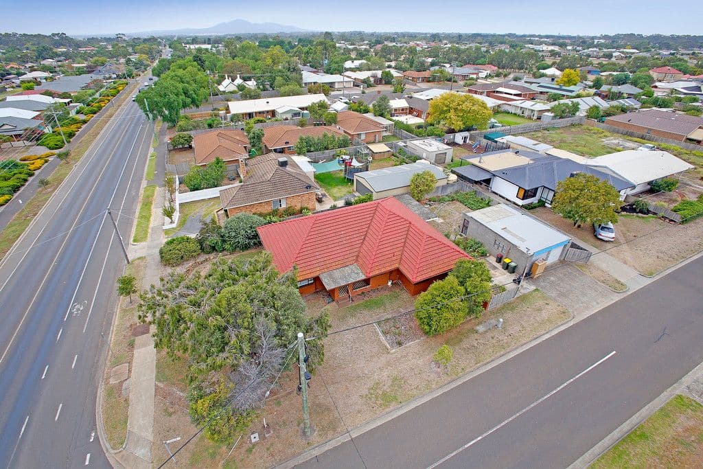 63 Forest Road South, Lara VIC 3212, Lara - Thumbnail 8
