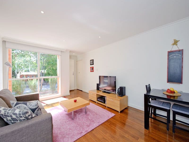 7 Lyndhurst Crescent, HAWTHORN VIC 3122, Hawthorn - Thumbnail 3