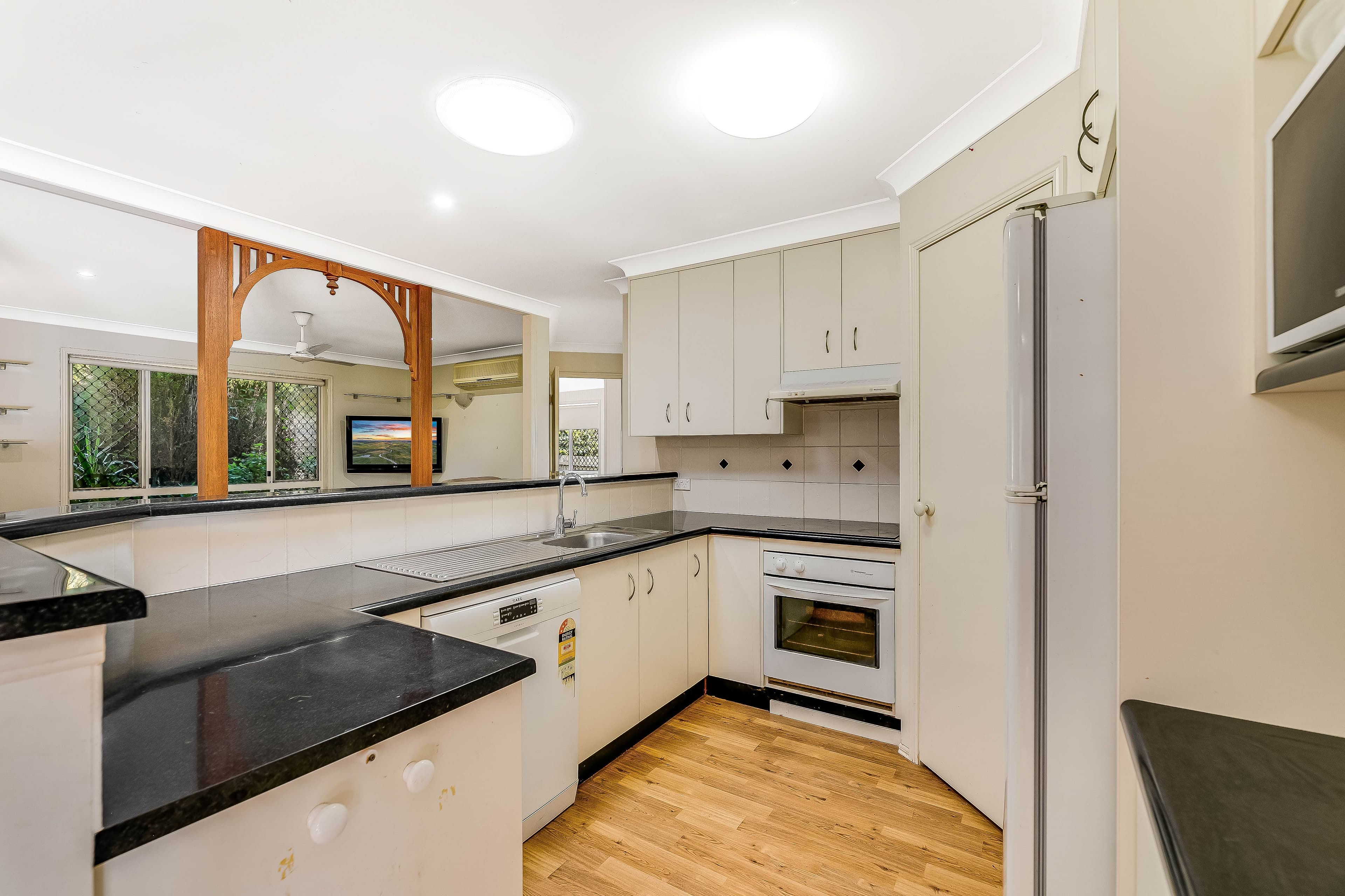 17 Elizabeth Kenny Court, Harristown QLD 4350, Harristown - Thumbnail 4