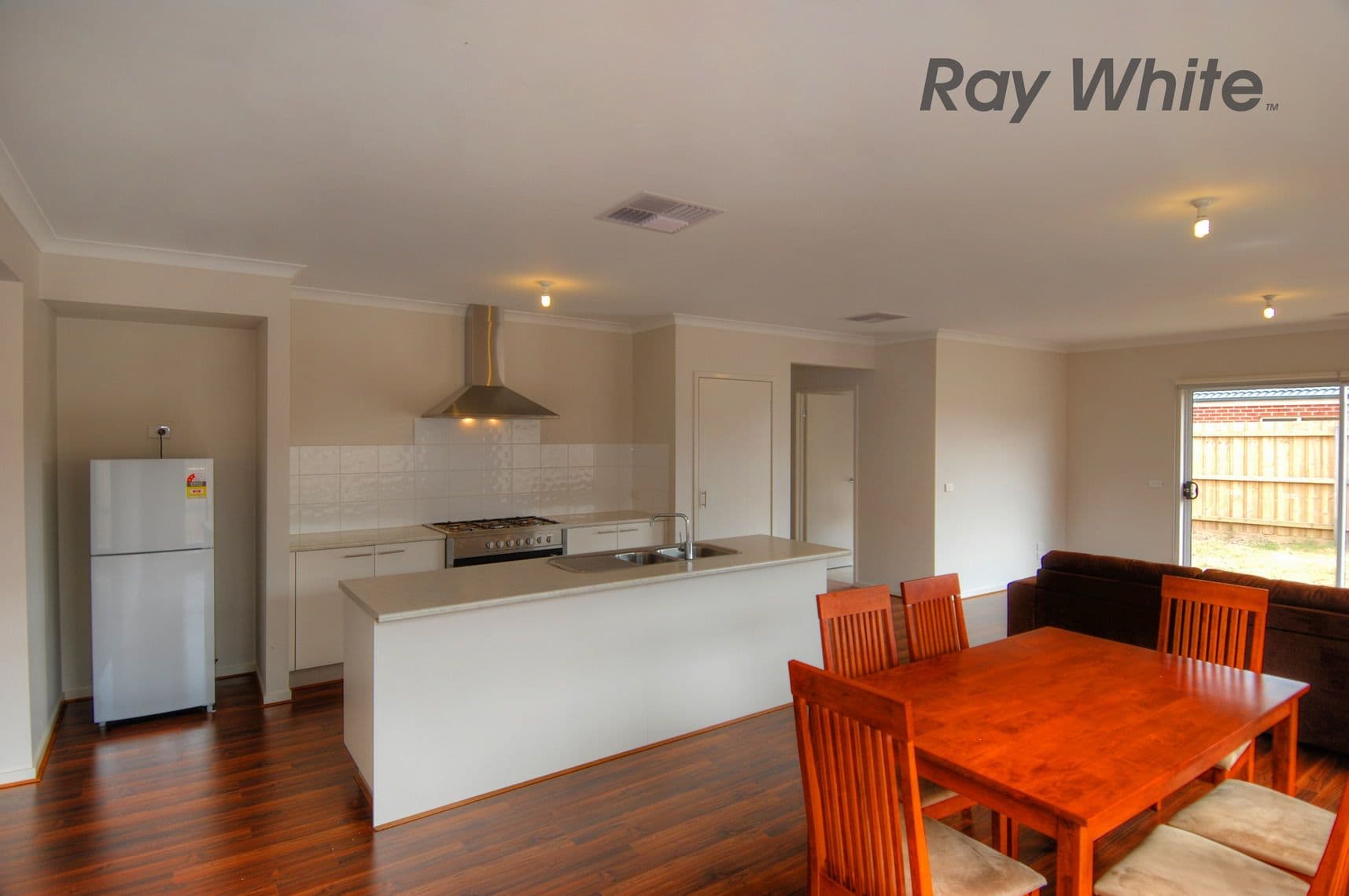 8 Wildcherry Place, POINT COOK VIC 3030, Point Cook - Thumbnail 8