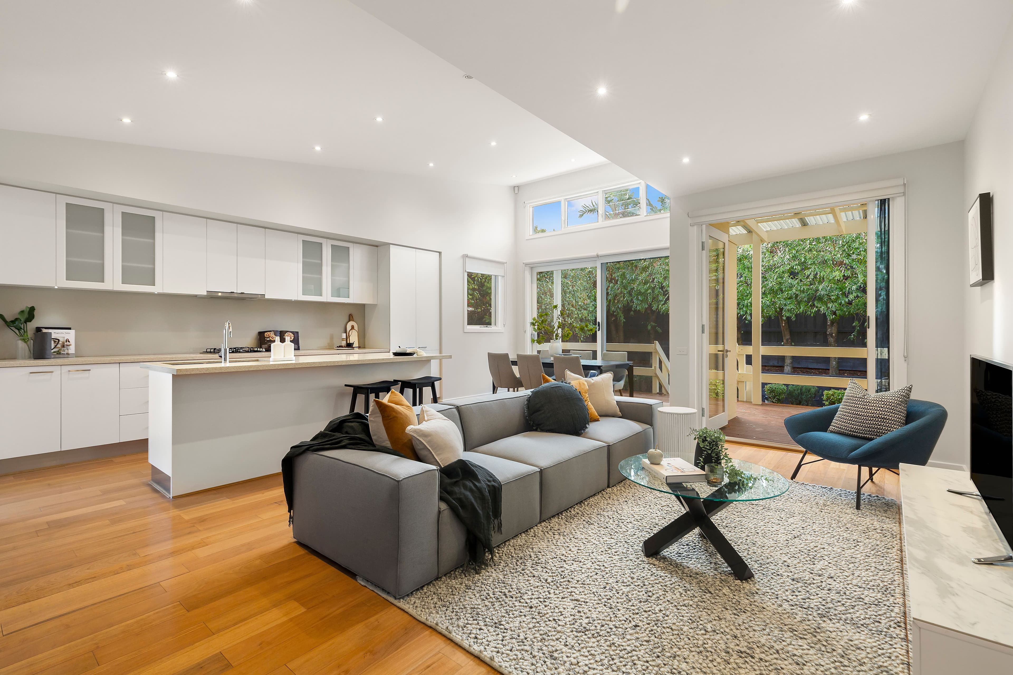 13 Victory Boulevard, Ashburton VIC 3147, Ashburton - Thumbnail 2