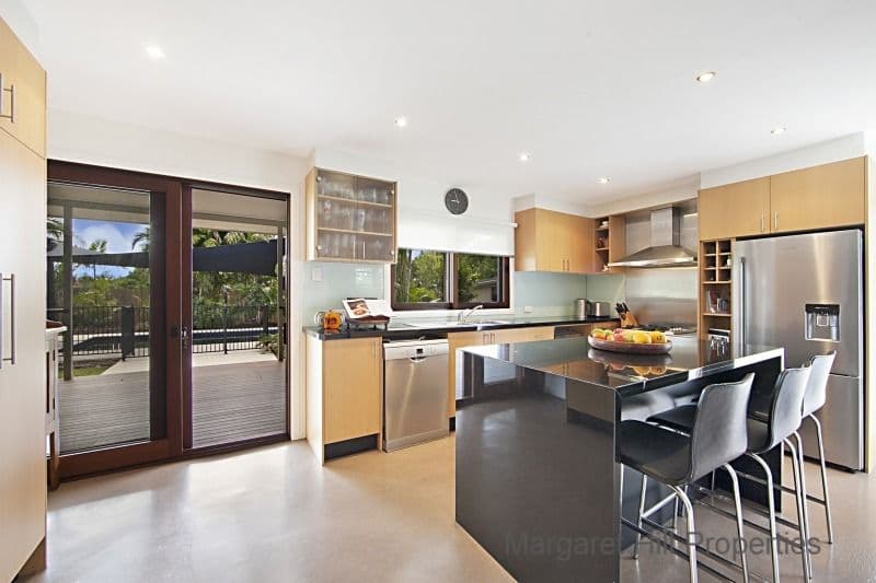 9 Enright Street, MYSTERTON QLD 4812, Mysterton - Thumbnail 5