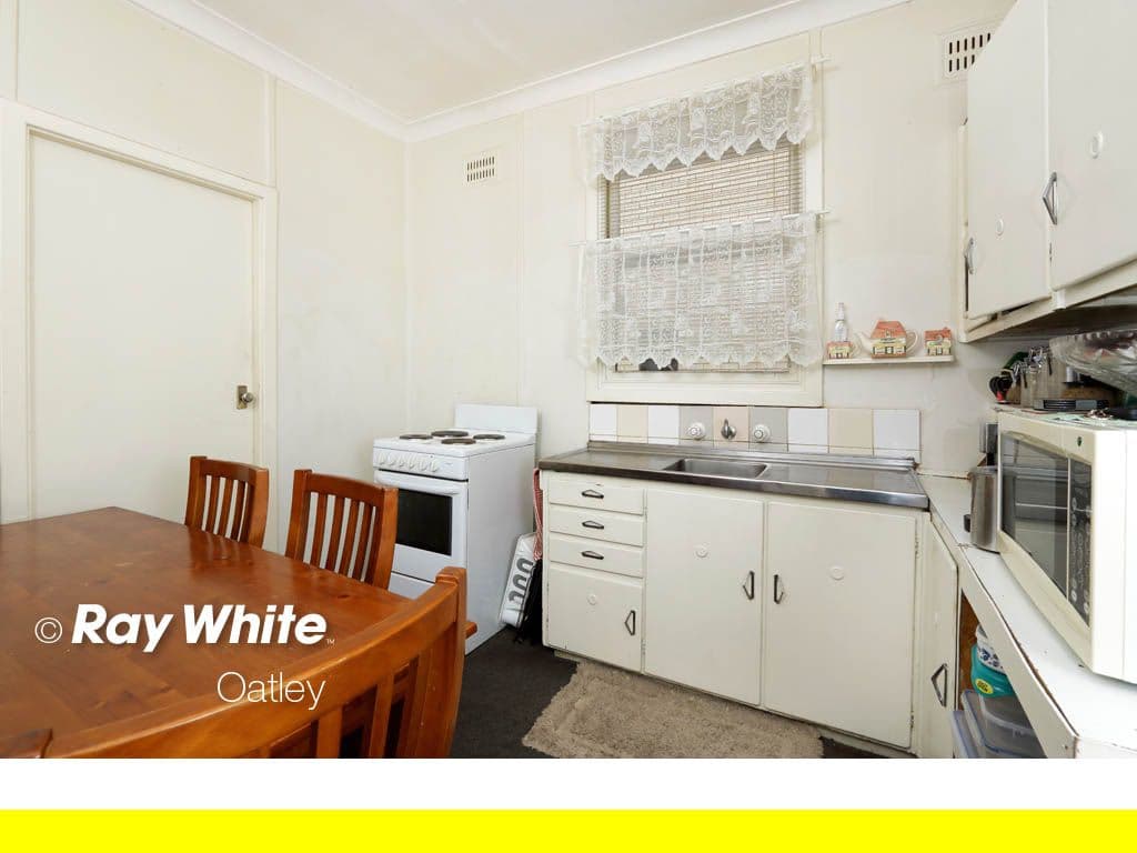 58 Lawrence Street, Peakhurst NSW 2210, Peakhurst - Thumbnail 4