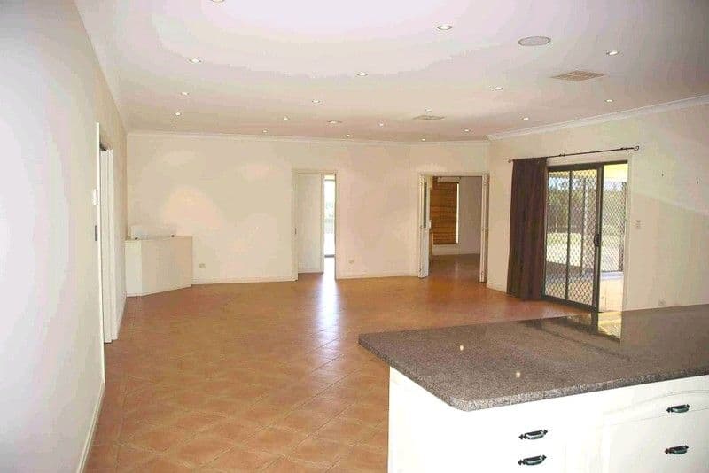 3 Twentyfifth Street, RENMARK SA 5341, Renmark South - Thumbnail 4
