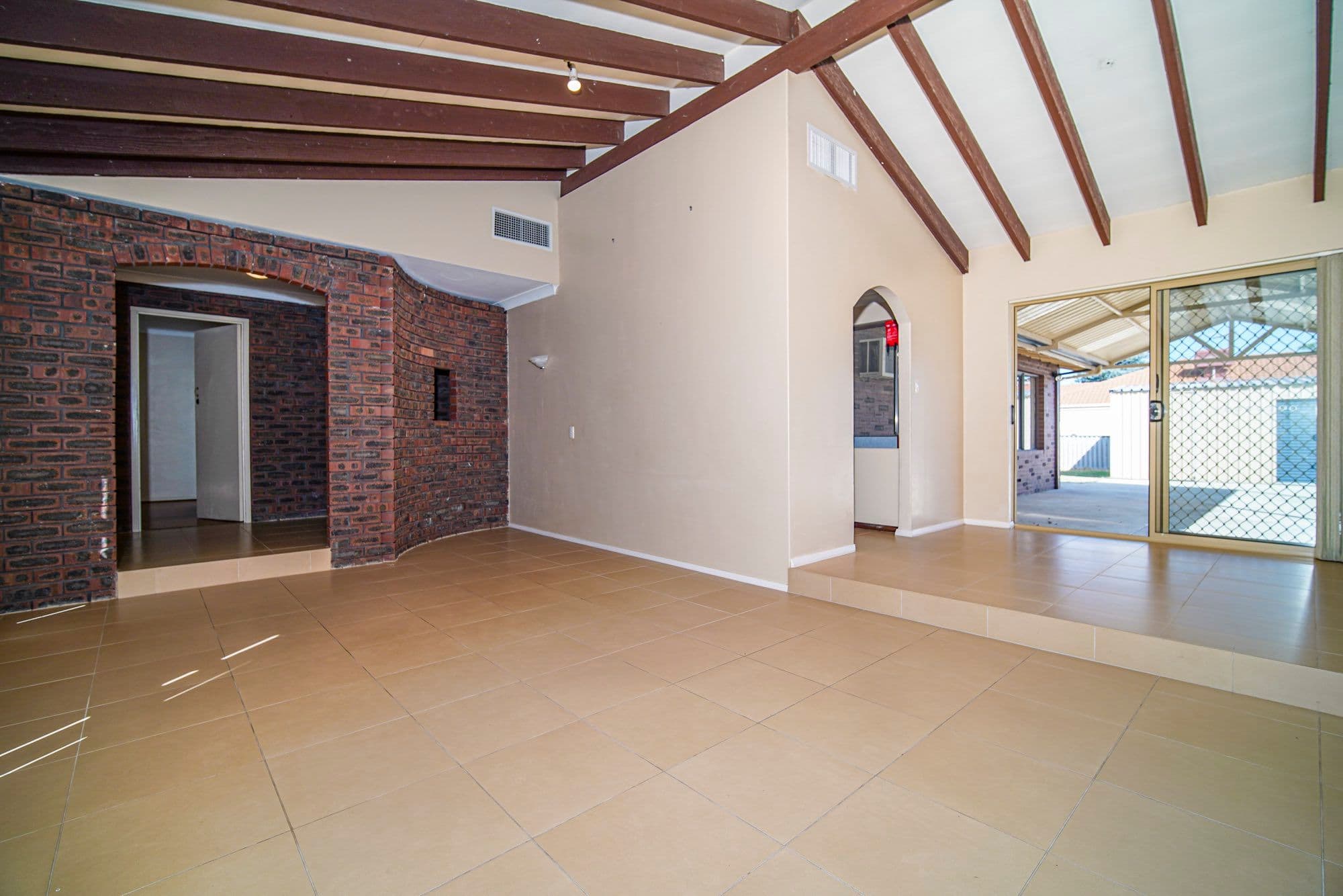 316 Wright Street, Cloverdale WA 6105, Cloverdale - Thumbnail 7
