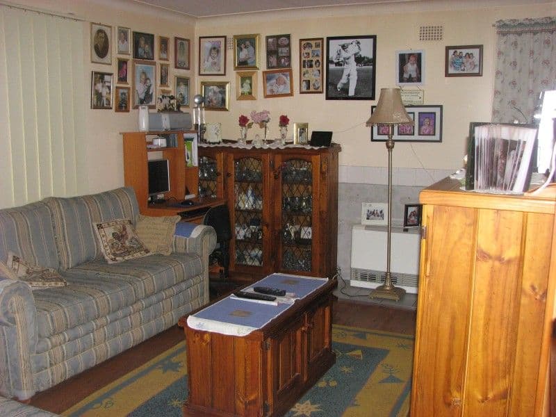 19 Stonham Street, FORBES NSW 2871, Forbes - Thumbnail 3