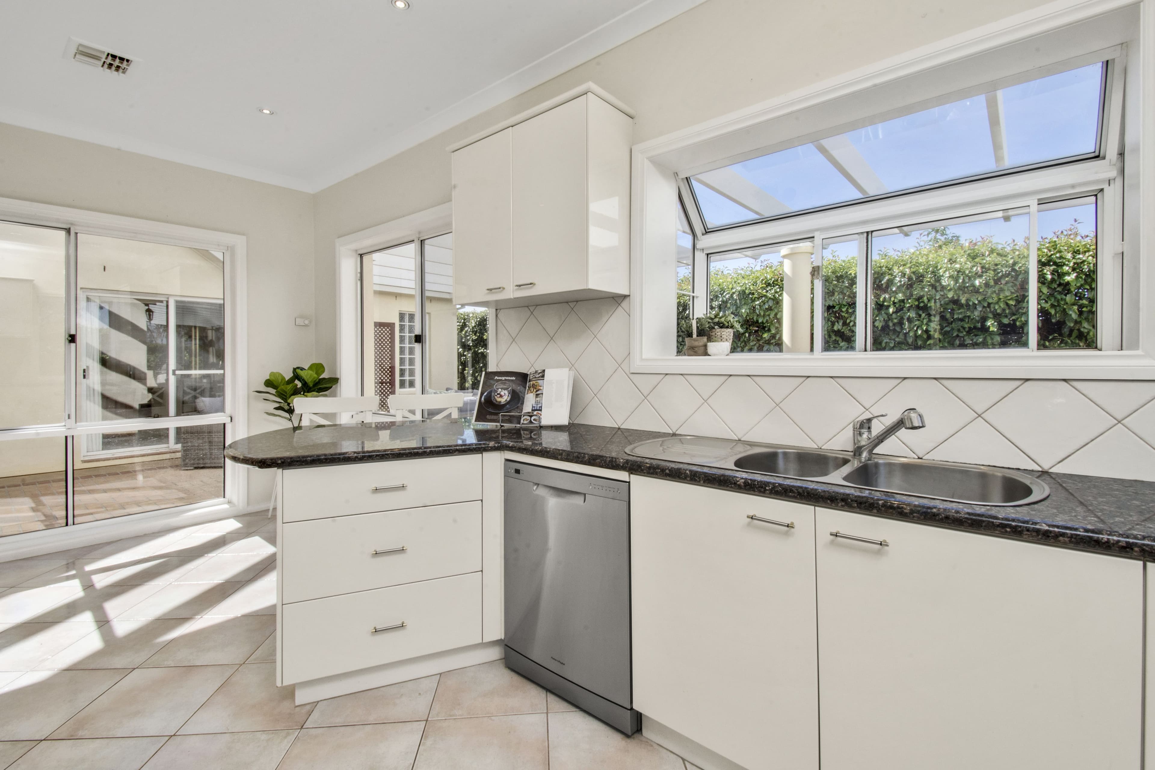 2 Galmarra Street, Ngunnawal ACT 2913, Ngunnawal - Thumbnail 7
