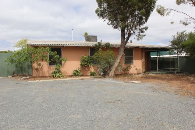 17 Saltbush Road, Kambalda West WA 6442, Kambalda West - Image 1