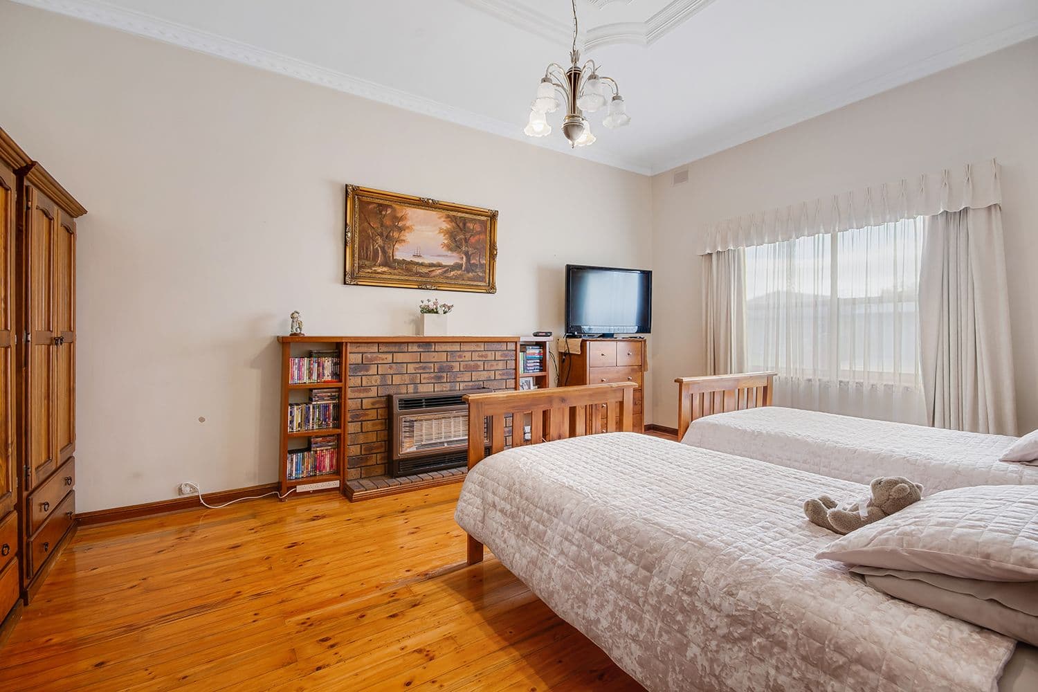 9 Collingwood Avenue, Flinders Park SA 5025, Flinders Park - Thumbnail 4