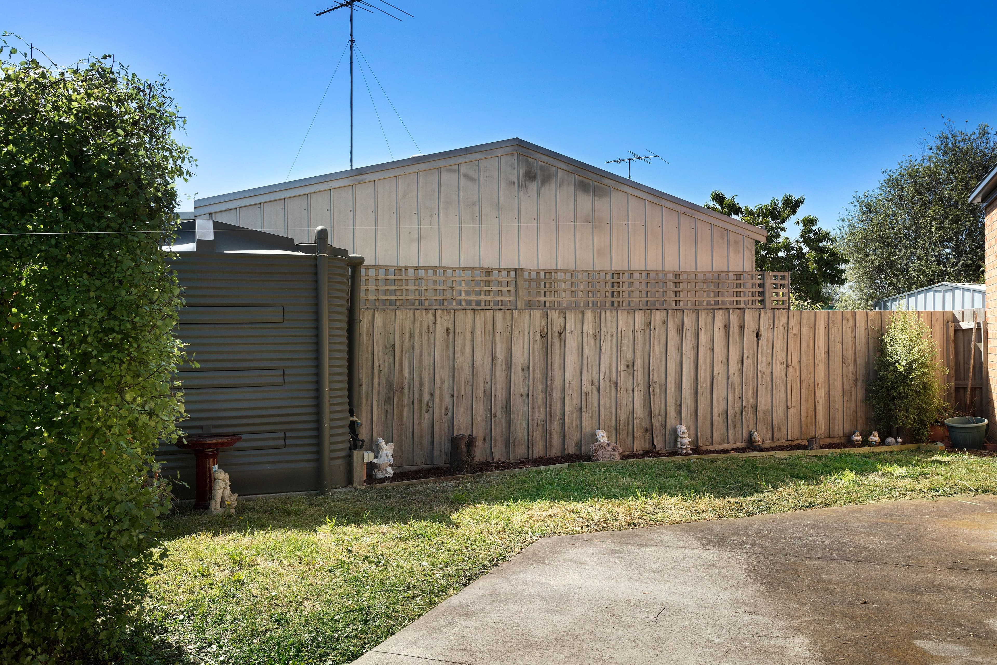 25 Schmitt Court, Whittington VIC 3219, Whittington - Thumbnail 7