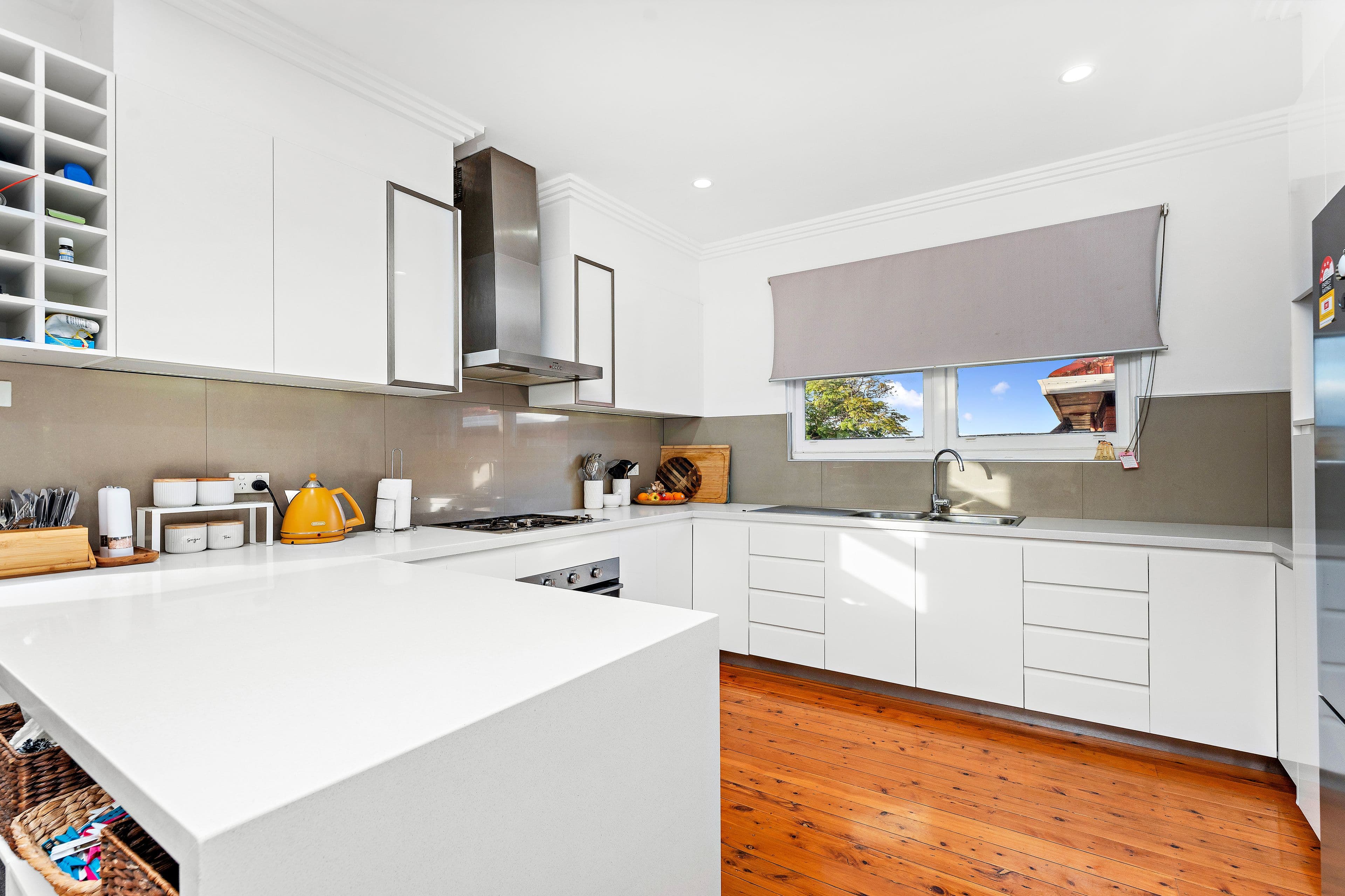10 Beverley Avenue, Unanderra NSW 2526, Unanderra - Thumbnail 4