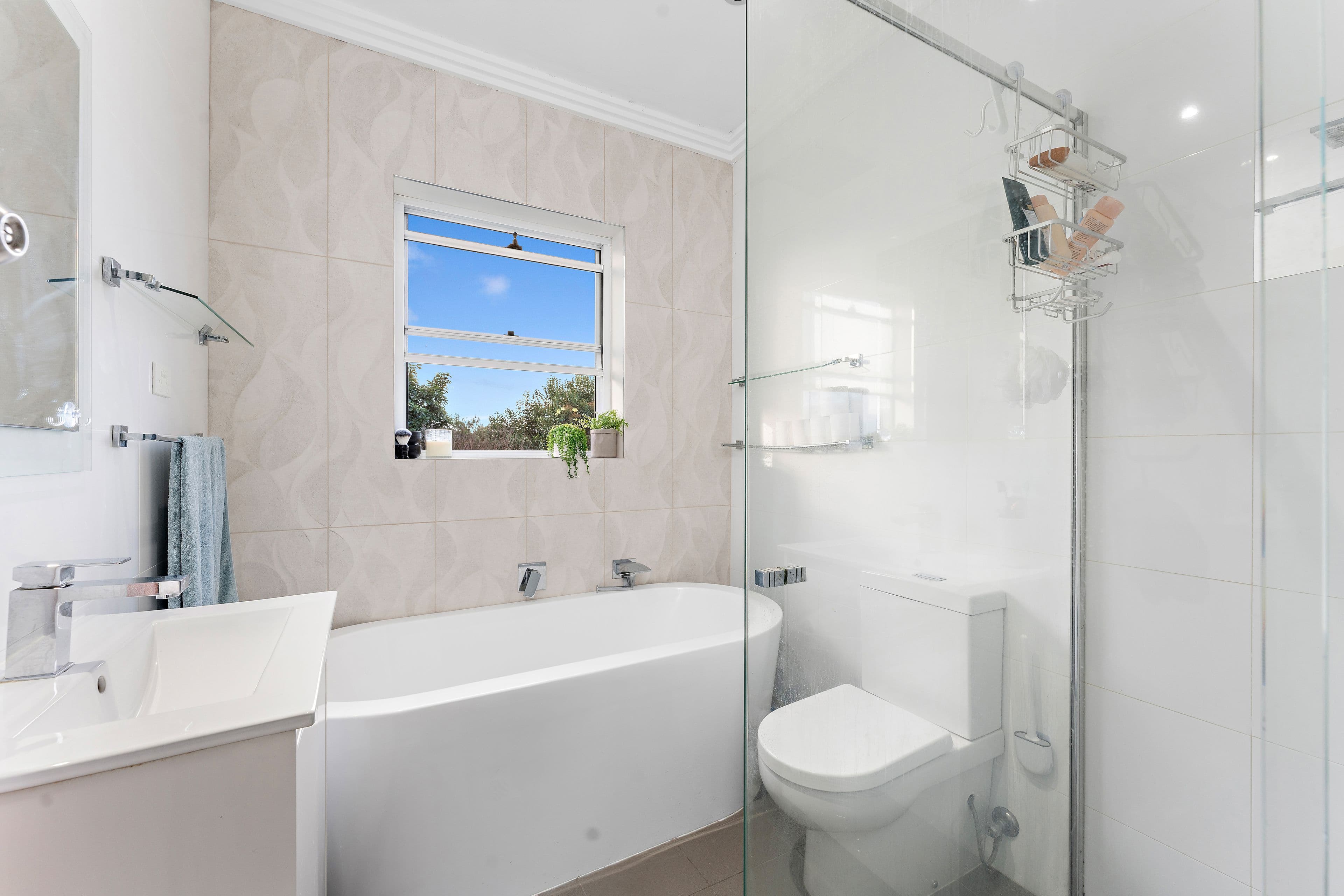 10 Beverley Avenue, Unanderra NSW 2526, Unanderra - Thumbnail 6