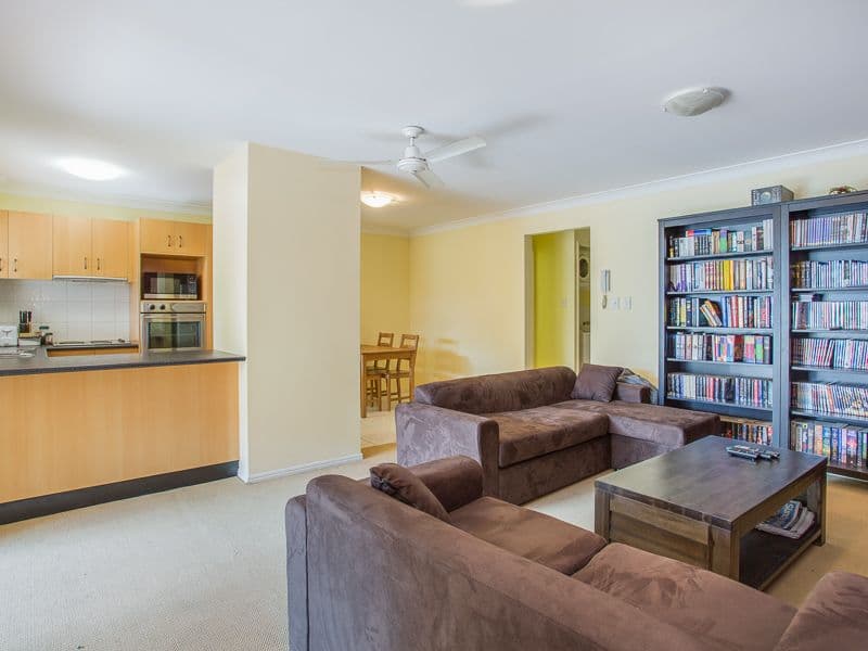 79 Lawson Street, MORNINGSIDE QLD 4170, Morningside - Image 1