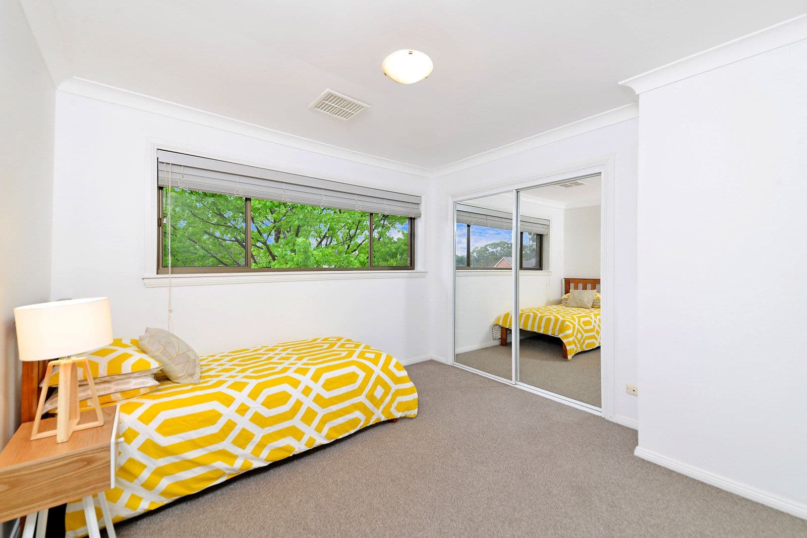 14 Lancelot Court, Castle Hill - Thumbnail 7