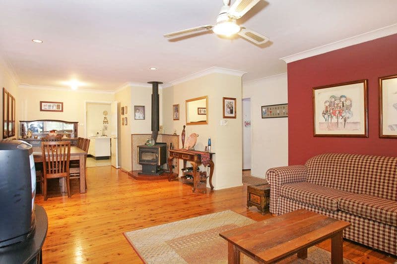 6 Kingfisher Place, TUMBI UMBI NSW 2261, Tumbi Umbi - Thumbnail 3