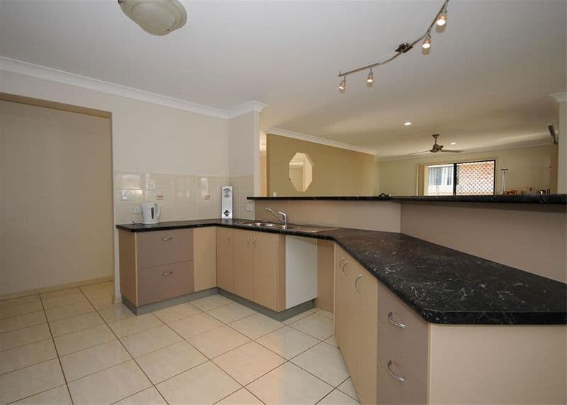 5 Stringybark, URANGAN QLD 4655, Urangan - Thumbnail 3
