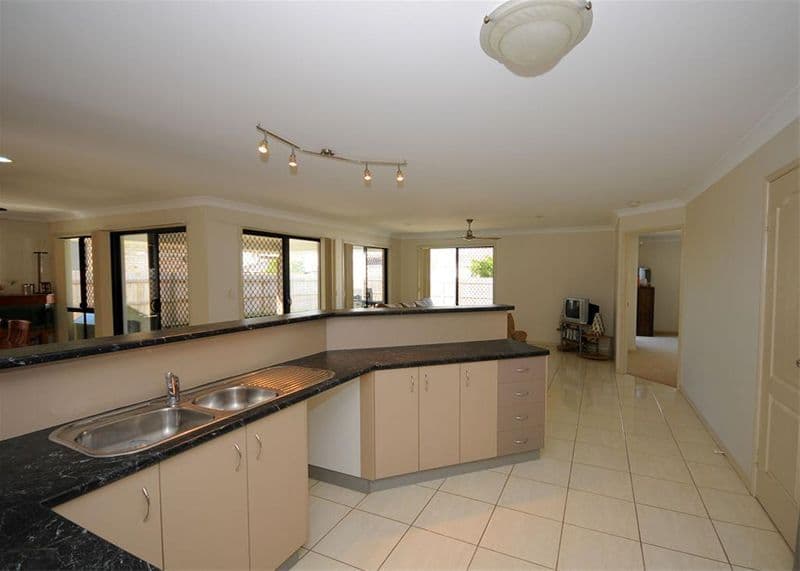 5 Stringybark, URANGAN QLD 4655, Urangan - Thumbnail 4
