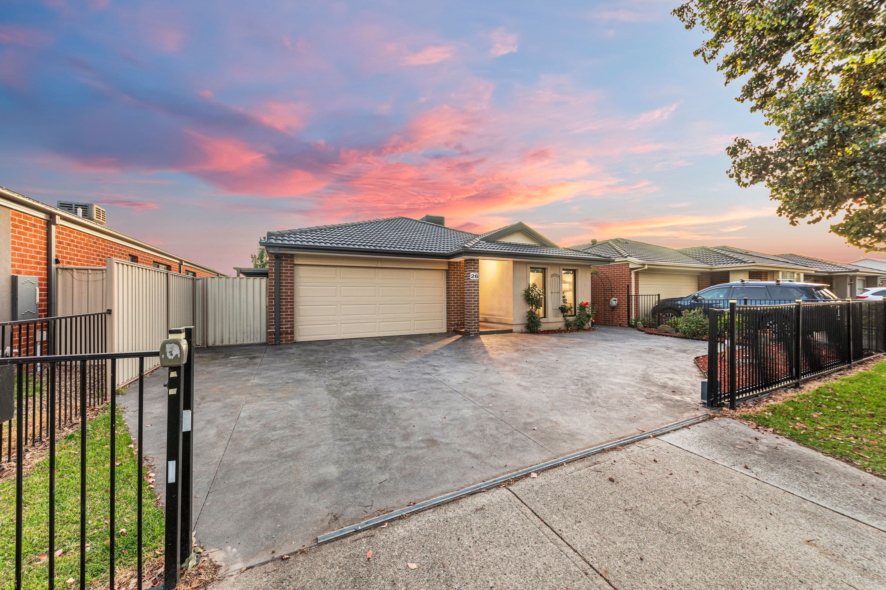 26 Willowtree Drive, Pakenham VIC 3810, Pakenham - Thumbnail 3