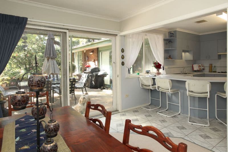 6 Olympic Court, GLEN WAVERLEY VIC 3150, Glen Waverley - Thumbnail 3