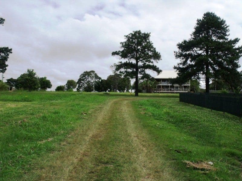 5 Mountain View Crescent, RUSSELL ISLAND QLD 4184, Russell Island - Thumbnail 5