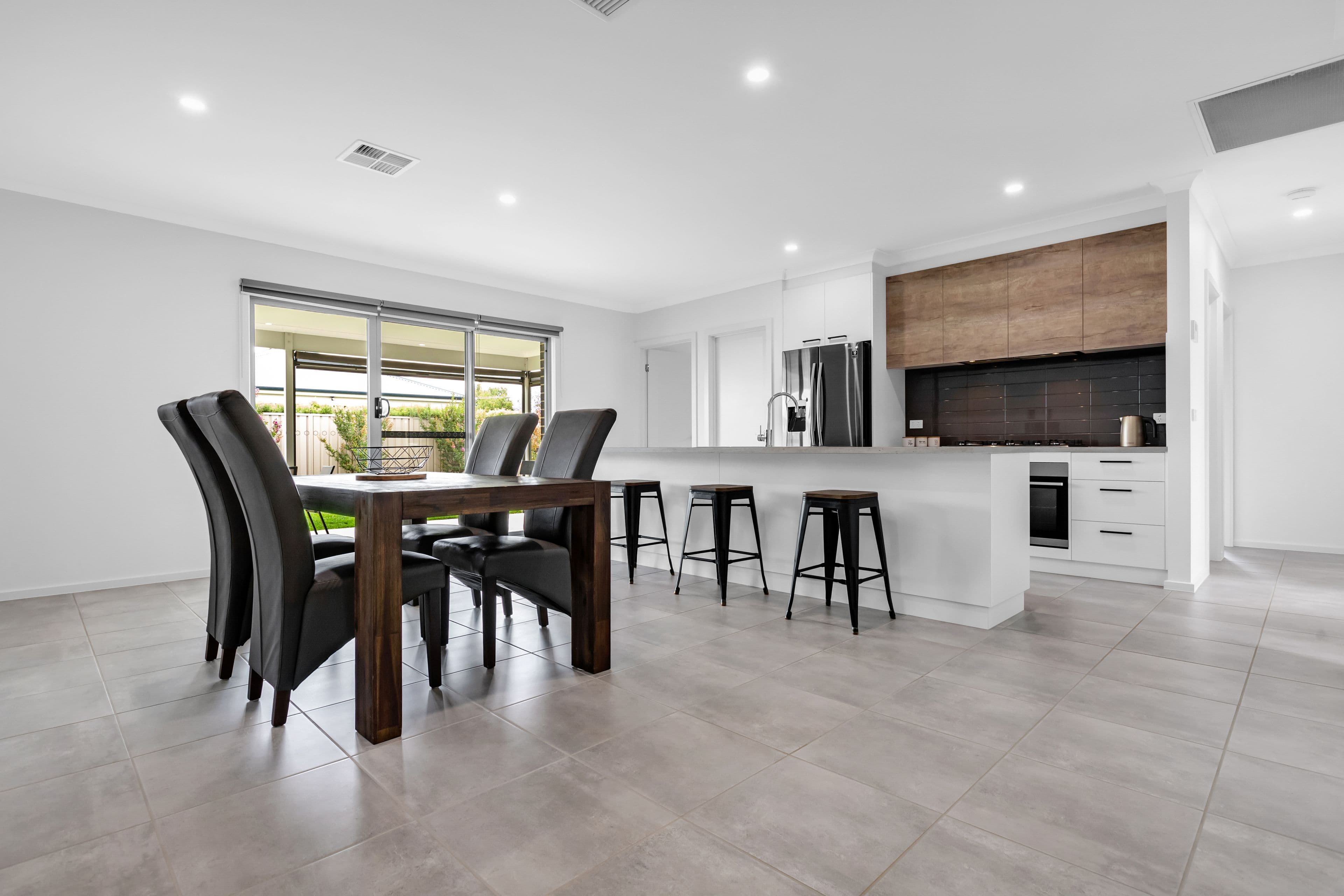 9 Sutterby Place, Red Cliffs VIC 3496, Red Cliffs - Thumbnail 4
