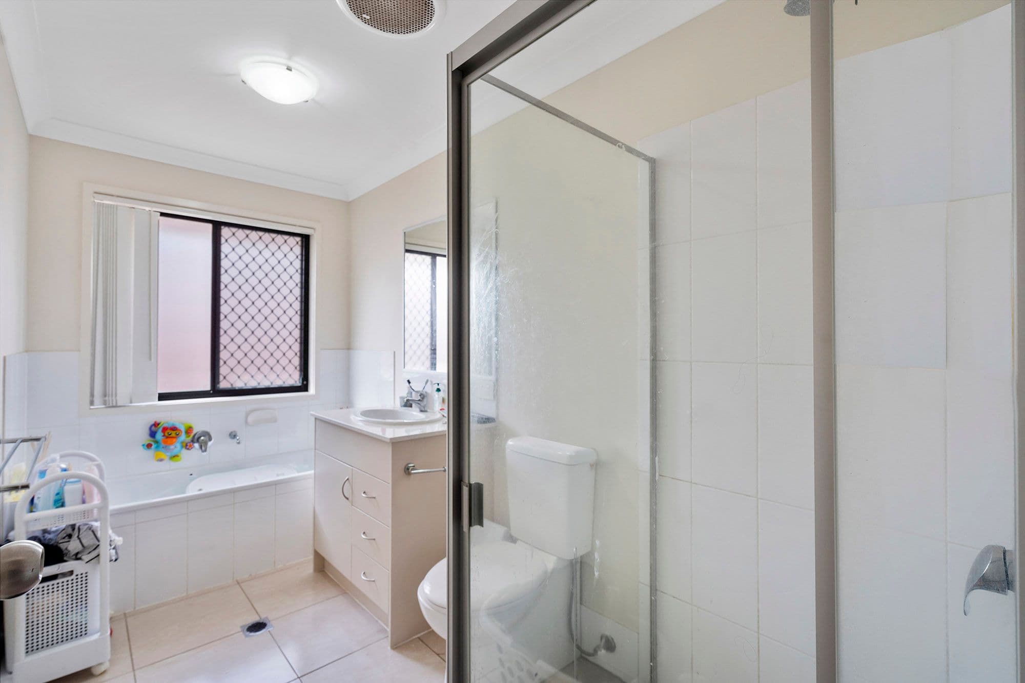8 Regeling Court, Loganlea QLD 4131, Loganlea - Thumbnail 5