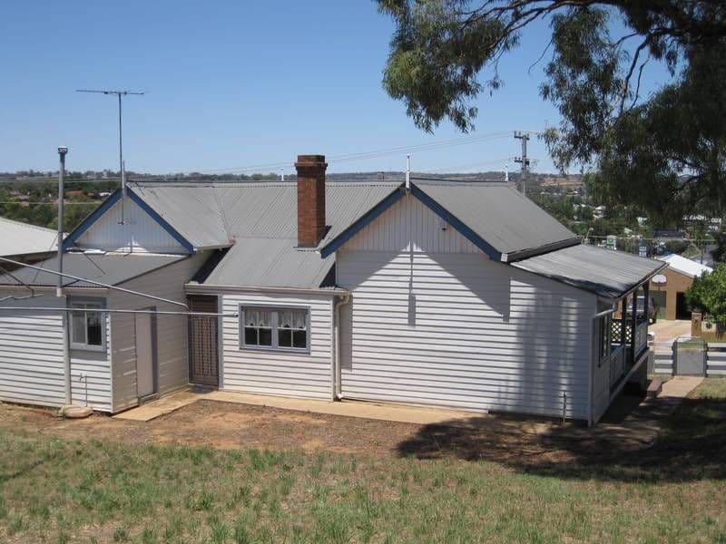 83 Brock Street, YOUNG NSW 2594, Young - Thumbnail 3