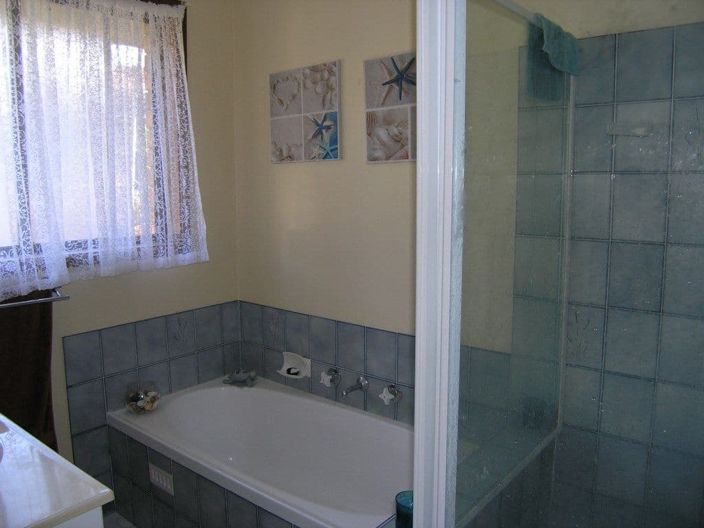 22 Ferntree Close, WYOMING NSW 2250, Wyoming - Thumbnail 7
