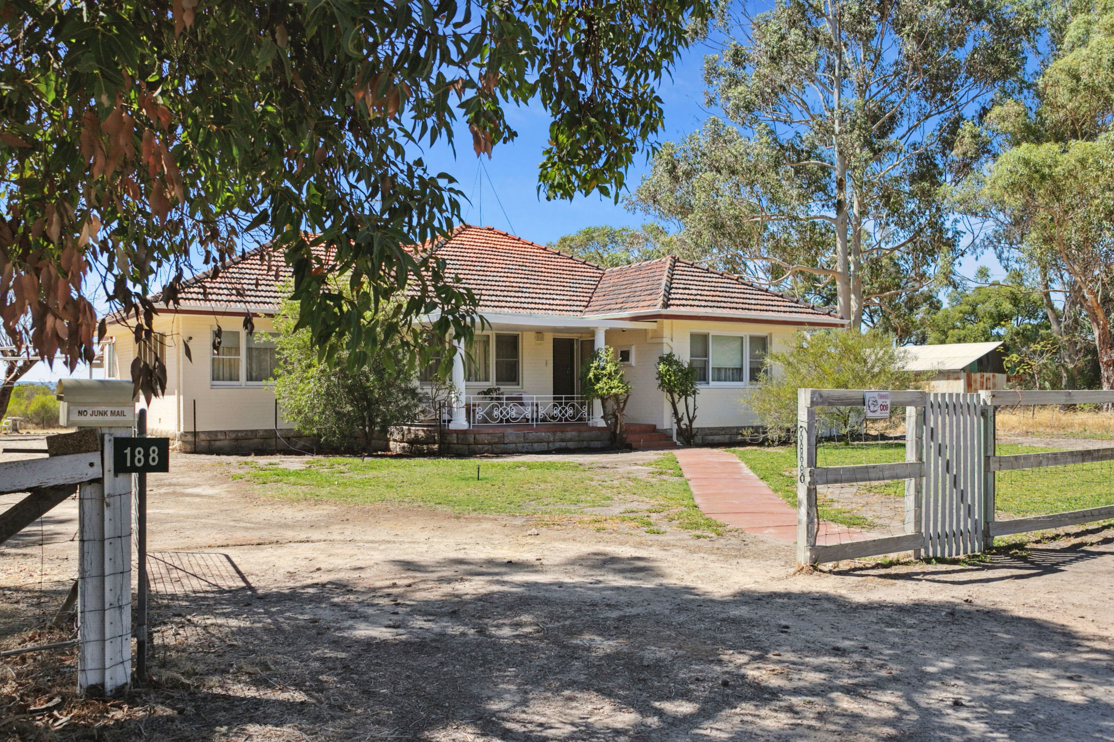 188 Lorimer Road, Beeliar WA 6164, Beeliar - Thumbnail 2