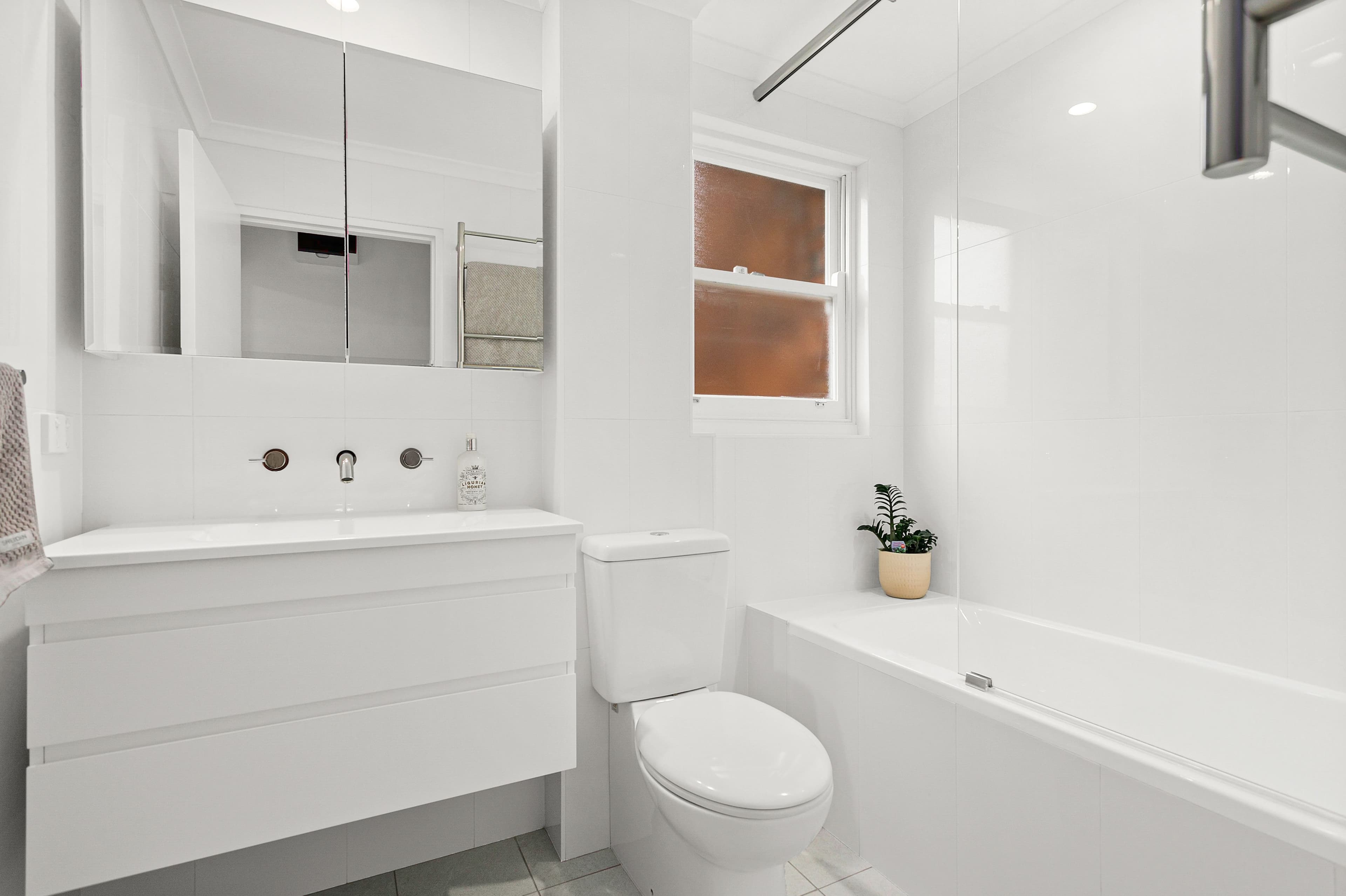 53 Griffiths Street, Oak Flats, Oak Flats - Thumbnail 8