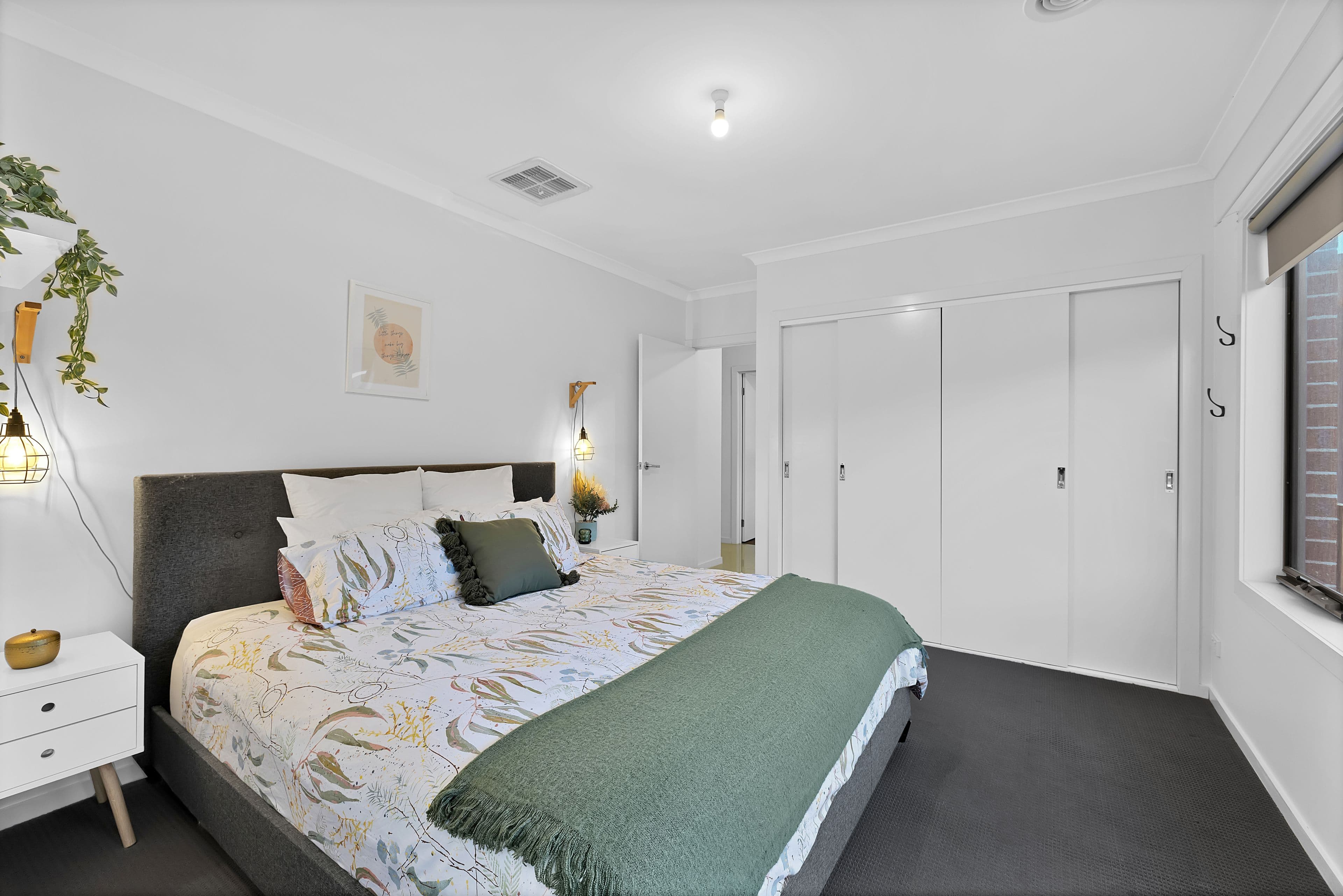 4 Creekton Close, Pakenham VIC 3810, Pakenham - Thumbnail 6