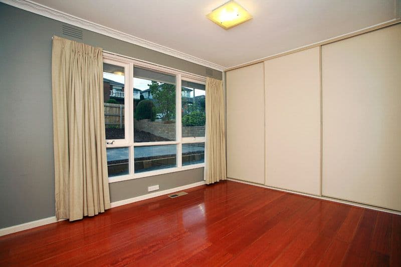 8 Marshall Avenue, DONCASTER VIC 3108, Doncaster - Thumbnail 3