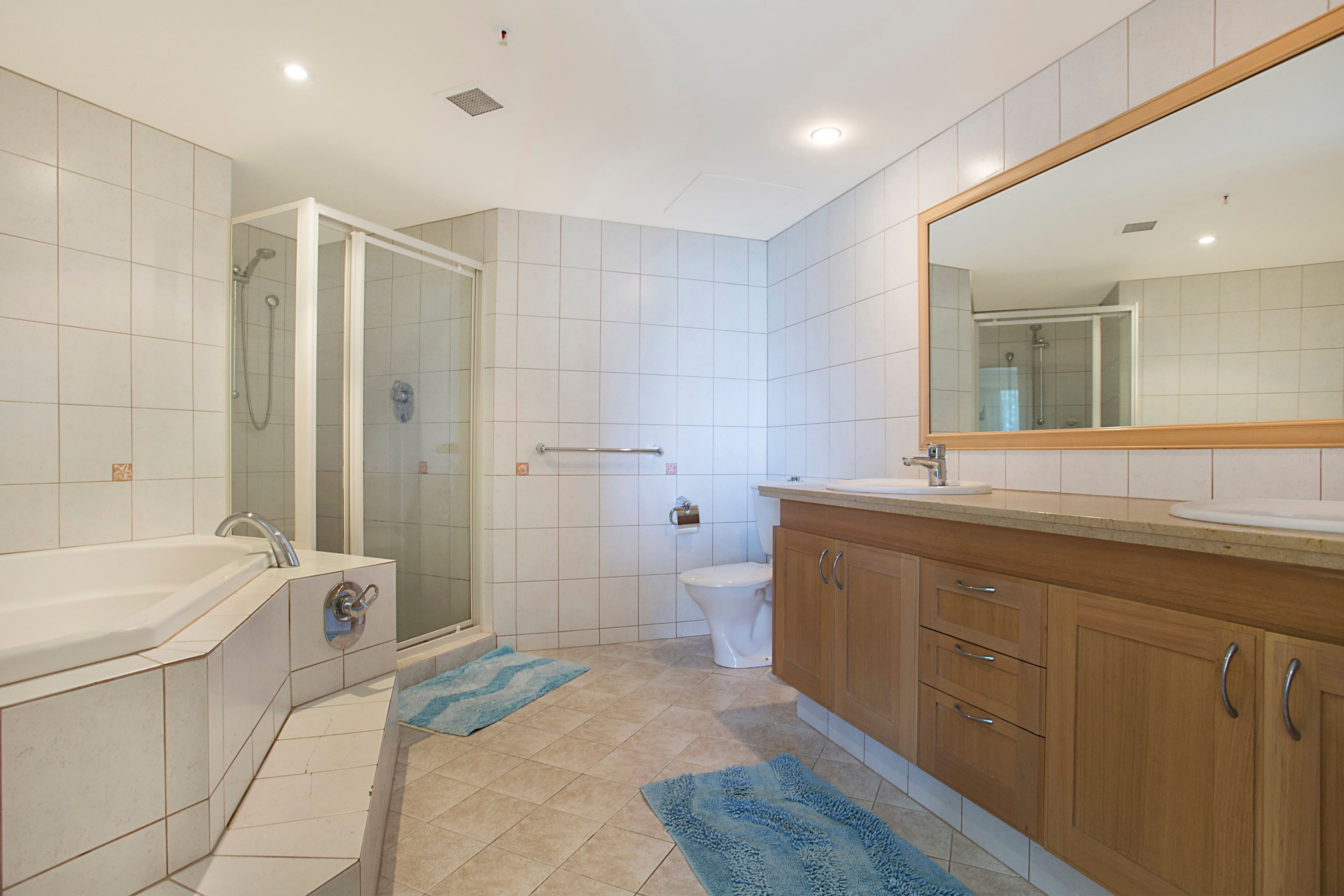 67 'Oceana On Broadbeach' 100 Old Burleigh Road, Broadbeach QLD 4218, Broadbeach - Thumbnail 6