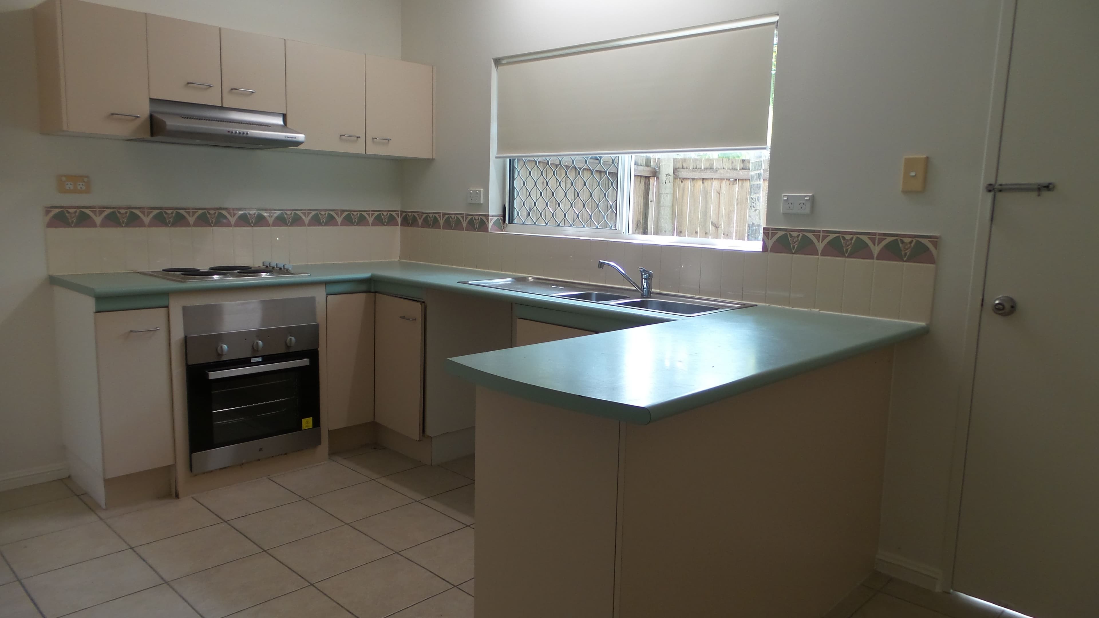 43 McCormack Street, Manunda QLD 4870, Manunda - Thumbnail 2