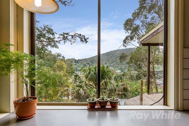 29 Ferndale Road, UPPER FERNTREE GULLY VIC 3156, Upper Ferntree Gully - Thumbnail 4