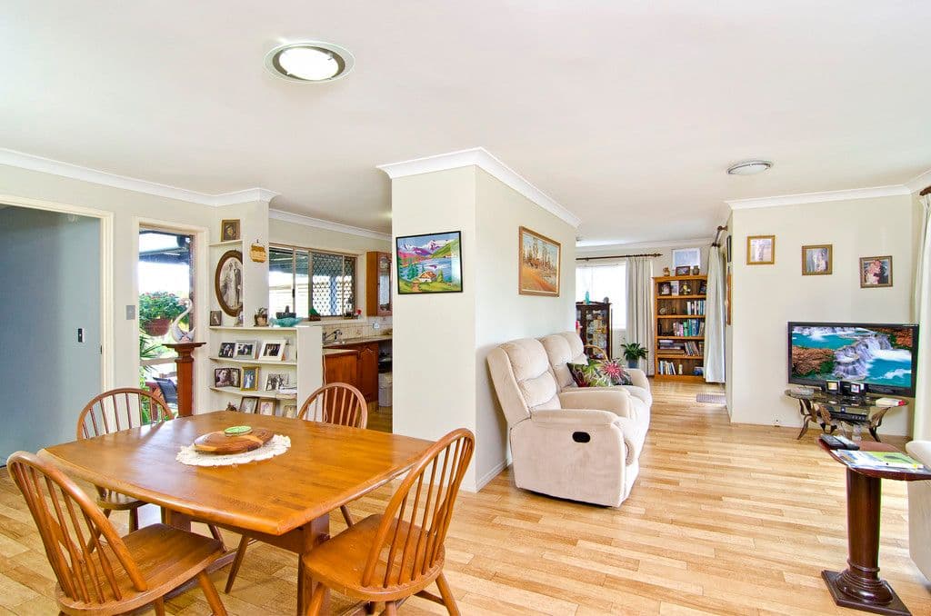 37 Bob Barnard Drive, TUGUN QLD 4224, Tugun - Thumbnail 2