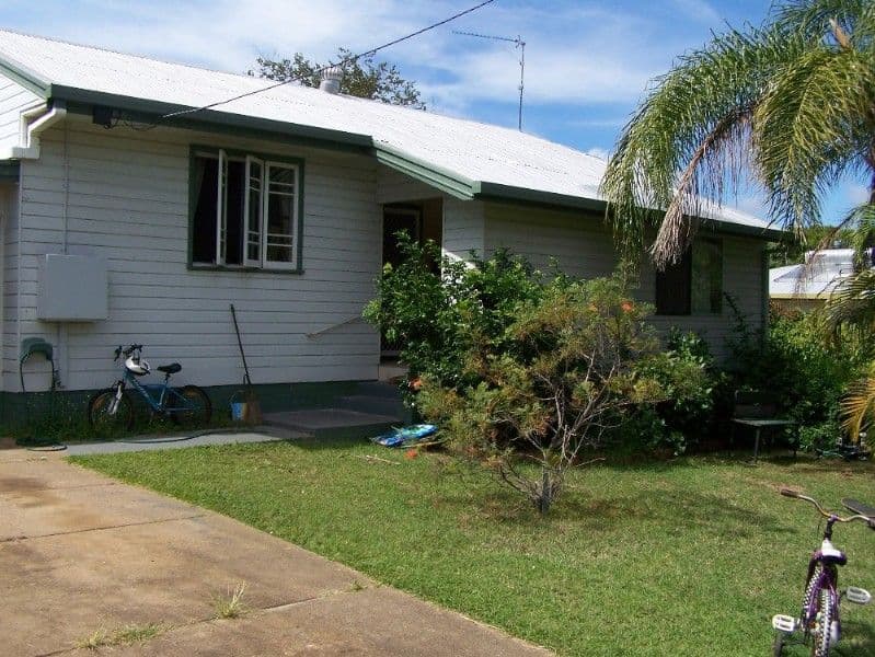 23 Hughes Street, YEPPOON QLD 4703, Yeppoon - Thumbnail 2