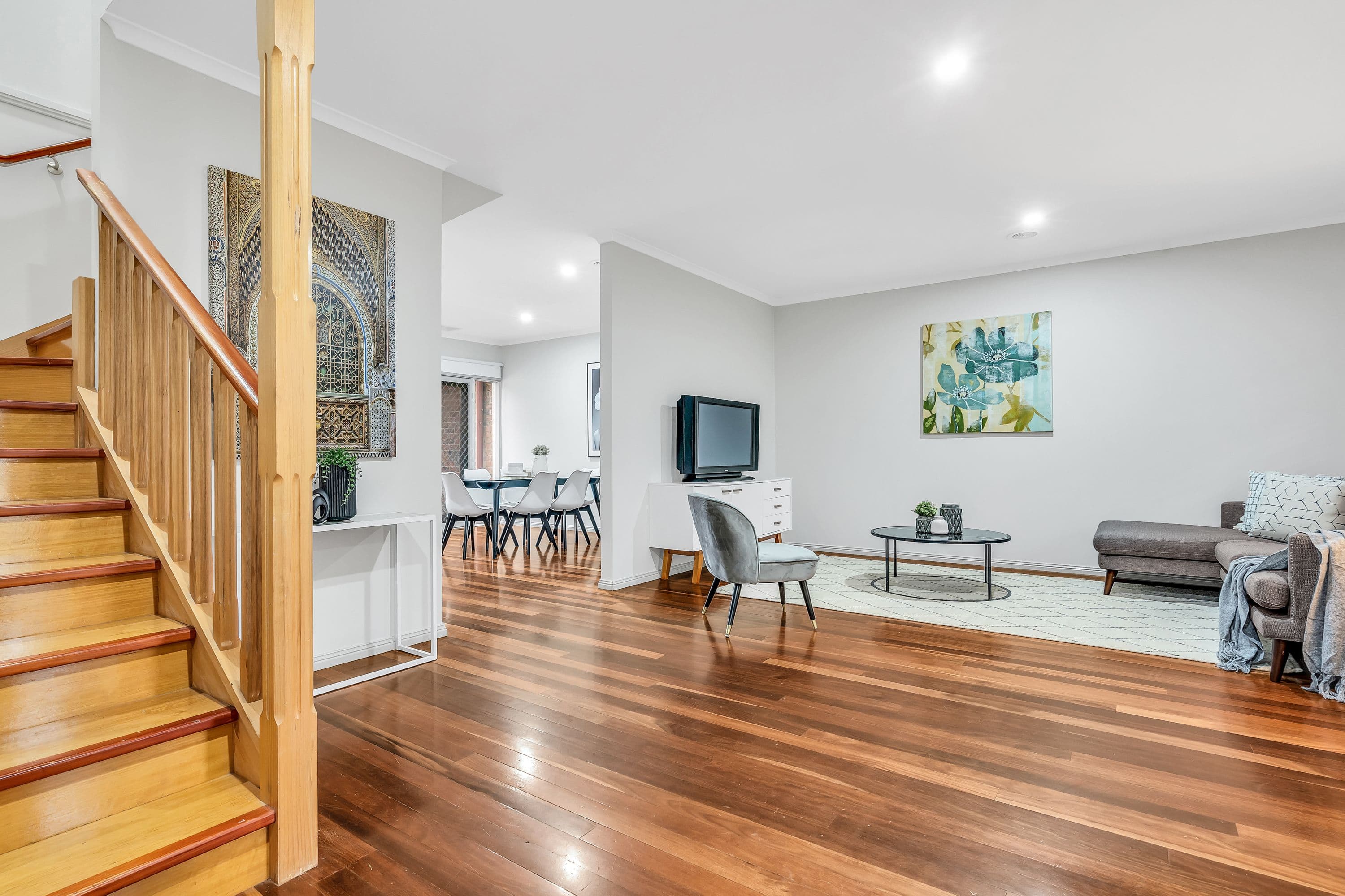 11 Meadowbank Lane, Craigieburn VIC 3064, Craigieburn - Thumbnail 2