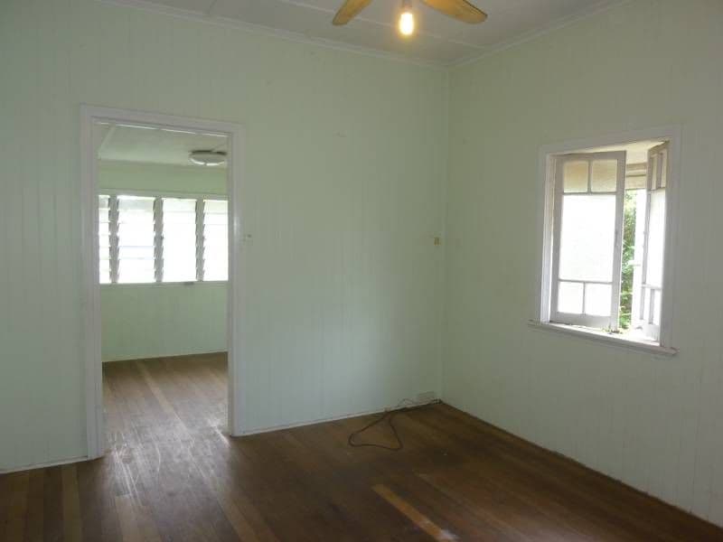 13 Boland Street, WESTCOURT QLD 4870, Westcourt - Thumbnail 5